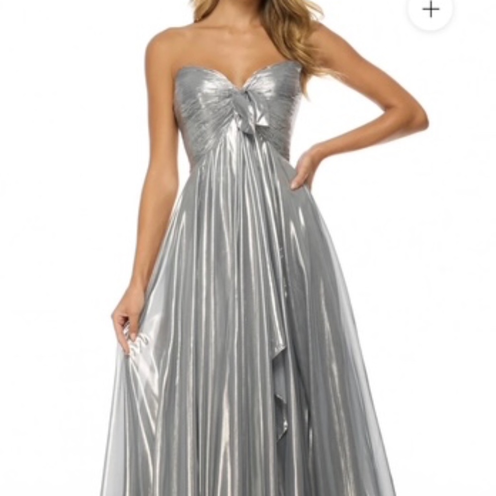 Sherri Hill size 2 57108 style light blue - Picture 3 of 7